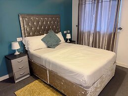 Peaceful Urban Retreat in Wolverhampton City