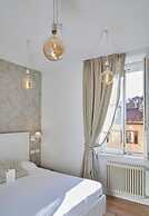 Lainez Rooms & Suites