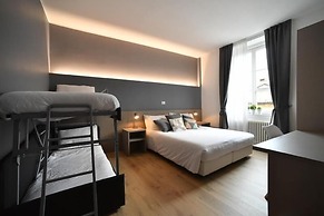Lainez Rooms & Suites