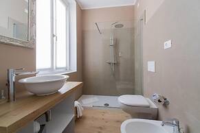 Lainez Rooms & Suites