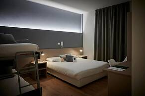 Lainez Rooms & Suites