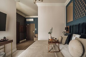 White Lotus by Fragola Collection