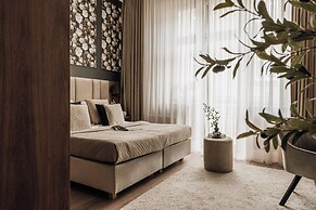 White Lotus by Fragola Collection