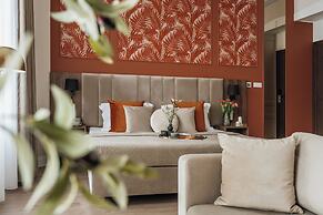 White Lotus by Fragola Collection