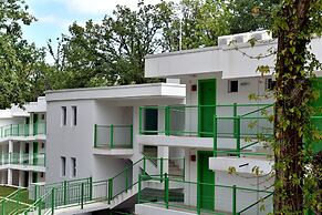 Forest Beach Hotel