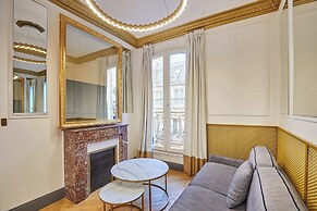 Sublim Ac-3 BDR Montaigne/arc de Triomphe