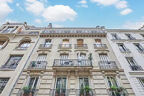 Sublim Ac-3 BDR Montaigne/arc de Triomphe
