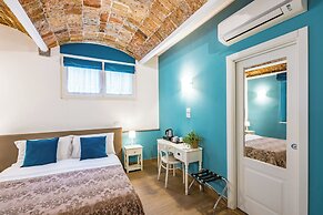 Residenza Matilde by NapoliApartments