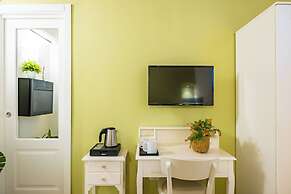 Residenza Matilde by NapoliApartments