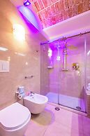 Residenza Matilde by NapoliApartments