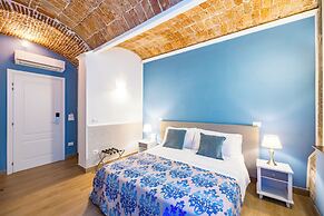 Residenza Matilde by NapoliApartments