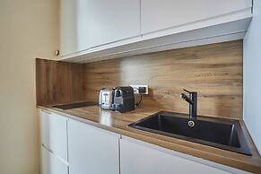 Sublime Flat Paris Bois de Vincennes by Studio Prestige