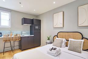 Superb AC Studio Center of Paris