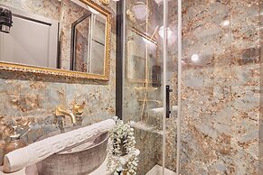 Superbe Flat With AC Champs Elysees Av Montaigne