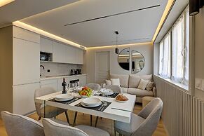 Sublime AC Apartment Eiffel Tower Champs de Mars