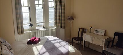 Murray Library Hostel