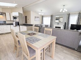 Lily's Lodge