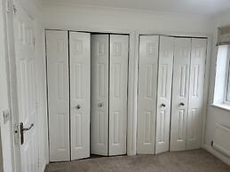 Romford Contractor / Family House