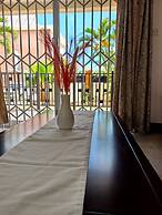 Praslin Island Breeze