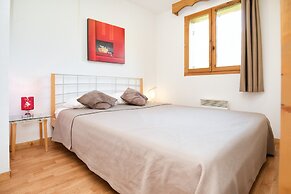 Apartment in 3 Vallees With Pool & Sauna