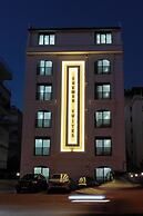 Gokmen Suites