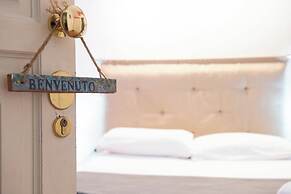 Yenne Home