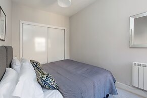 Grassmarket Modern Two Bedroom Flat