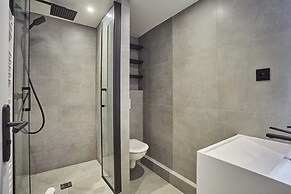 Sublime AC Apartment Eiffel Tower Champs de Mars