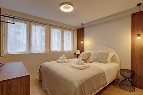 Sublime AC Apartment Eiffel Tower Champs de Mars