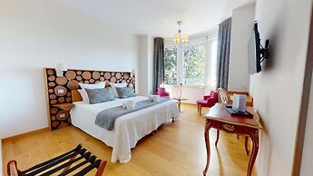 Villa Elisa. M