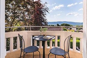Villa Elisa. M
