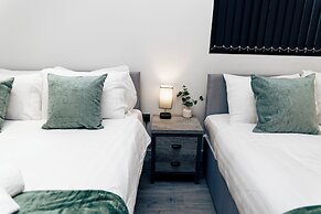 Cumberland Street Apartments