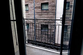 Cumberland Street Apartments