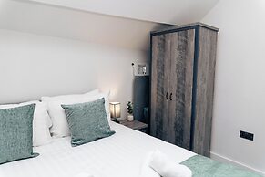 Cumberland Street Apartments