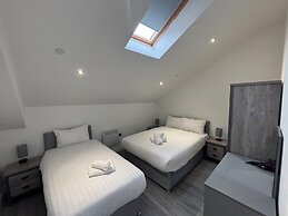Cumberland Street Apartments