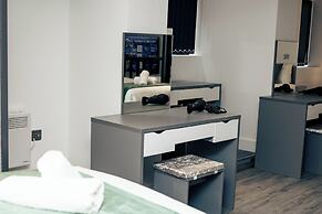 Cumberland Street Apartments