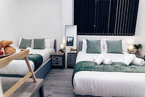 Cumberland Street Apartments