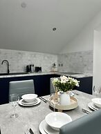 Cumberland Street Apartments