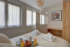 Sublime AC Apartment Eiffel Tower Champs de Mars