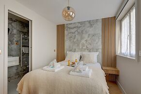 Sublime AC Apartment Eiffel Tower Champs de Mars