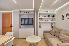 Sublime AC Apartment Eiffel Tower Champs de Mars