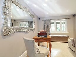Woodlands House
