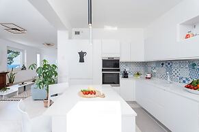 YourHome - Villa Solantis