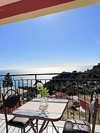 Gallini Sea View
