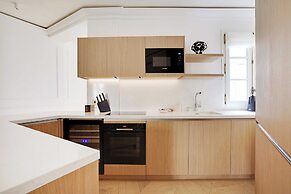 Elegant A/C Apt 2br/6p - Paris 17th/monceau