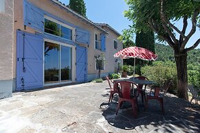 Charming Home Near Verdon Gorges & Pool