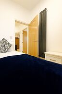 4-BR Liverpool House Free Parking
