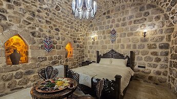 VEZİR KONAĞI