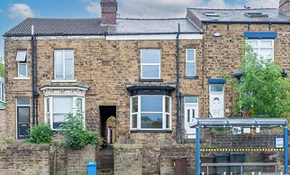 Central 4 bed Home in Ecclesall Near Peaks
