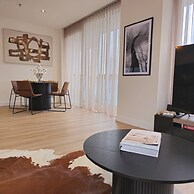 Deluxe 2BR apt Excellent Location Cityviews & Pool